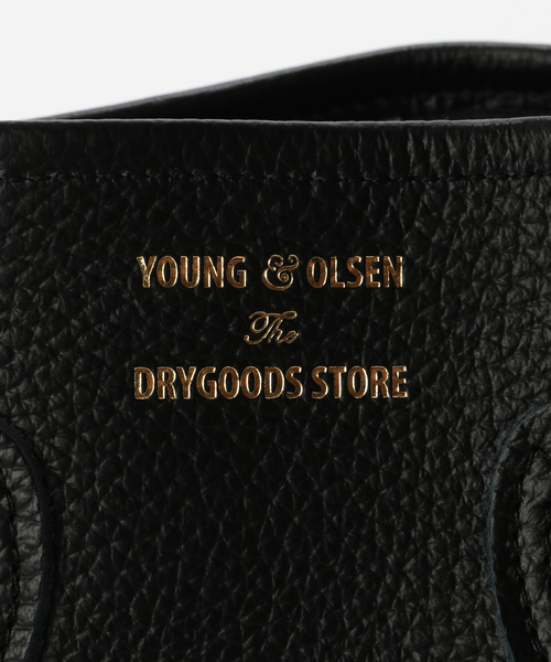 OUTDOOR PRODUCTS（アウトドアプロダクツ）の「YOUNG&OLSEN EMBOSSED LEATHER D TOTE M（ショルダーバッグ・レディース・ブラック/ベージュ・FREE）」の9枚目の写真