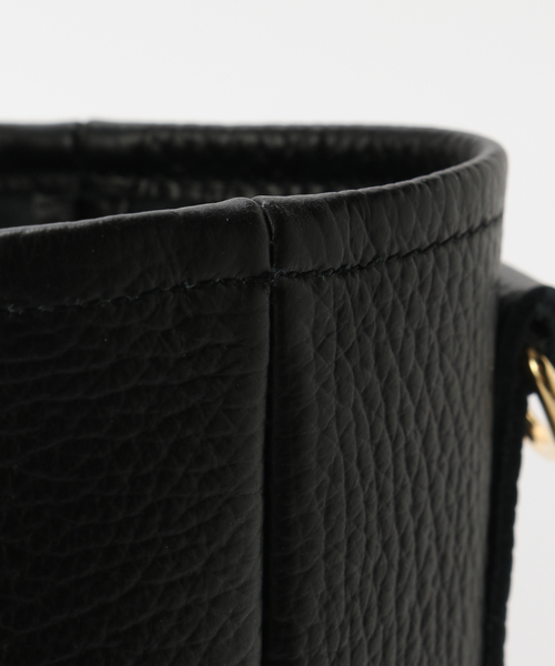 OUTDOOR PRODUCTS（アウトドアプロダクツ）の「YOUNG&OLSEN EMBOSSED LEATHER D TOTE M（ショルダーバッグ・レディース・ブラック/ベージュ・FREE）」の11枚目の写真