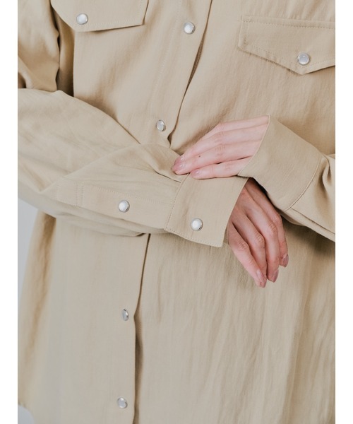 TEVALT（ヴァレット）の「バタフライカラーウエスタンライクシャツ（シャツ/ブラウス・レディース・グリーン/チャコール/ベージュ・38）」の21枚目の写真