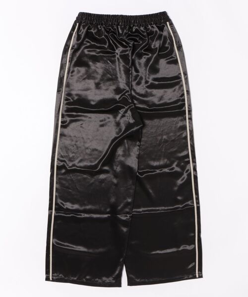 TRUNC(トランクエイティーエイト)の「Side Line Satin Pants(その他パンツ・レディース・ブラック/アイボリー・FREE)」の3枚目の写真