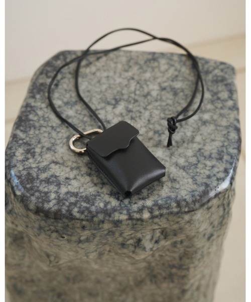anuke（アンヌーク）の「2way Multi Case（ショルダーバッグ）」 - WEAR