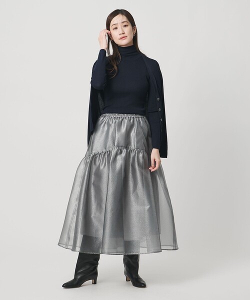 UNITED ARROWS（ユナイテッドアローズ）の「スケルトン シャイン ジャガード スカート ‐ウォッシャブル‐（スカート・レディース・シルバー/ブラック・38/36）」の3枚目の写真