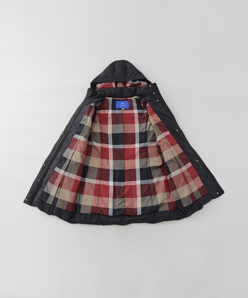BLUE LABEL CRESTBRIDGE(ブルーレーベルクレストブリッジ)の「【一部店舗限定】タフタロングダウンコート(ダウンジャケット/コート・レディース・ダークネイビー/ブラック/ホワイト系その他・40/36/38)」の18枚目の写真