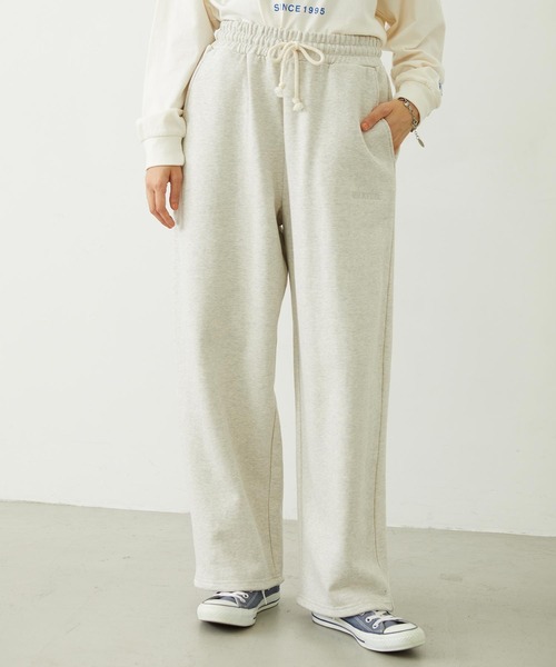 MILKFED.（ミルクフェド）の「LOOSE SWEATPANTS（スウェットパンツ・レディース・ライトブルー/ブラック/オートミール・M/S）」の16枚目の写真