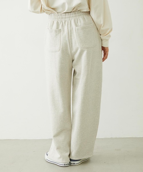 MILKFED.（ミルクフェド）の「LOOSE SWEATPANTS（スウェットパンツ・レディース・ライトブルー/ブラック/オートミール・M/S）」の19枚目の写真