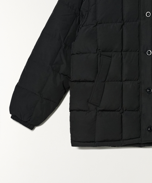 TTUDEMENT(トュードメント)の「FUR COLLAR DOWN JUMPER BLACK(ダウンジャケット/コート・レディース・その他・SMALL/MEDIUM)」の6枚目の写真