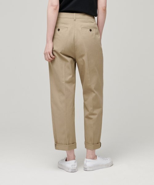 MUSINSA STANDARD WOMAN（ムシンサスタンダードウーマン）の「ウィメンズテーパードチノパンツ[ベージュ]（その他パンツ・レディース・その他・30/24/25/26/27/29）」の3枚目の写真