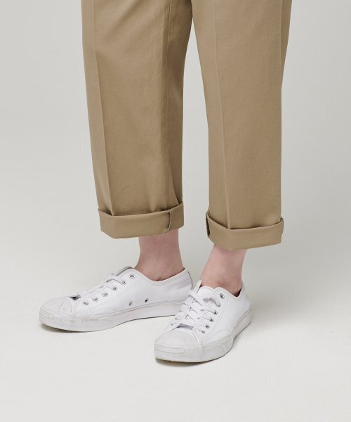 MUSINSA STANDARD WOMAN（ムシンサスタンダードウーマン）の「ウィメンズテーパードチノパンツ[ベージュ]（その他パンツ・レディース・その他・30/24/25/26/27/29）」の8枚目の写真
