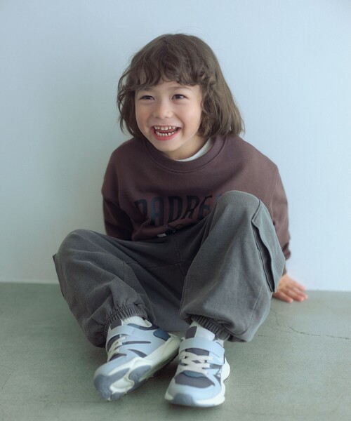 green label relaxing（グリーンレーベルリラクシング）の「裏毛 ワイドカーゴパンツ（MDグレー）/ キッズ  100cm-160cm（カーゴパンツ・キッズ・グレー系・160cm/120cm/110cm/100cm/140cm/150cm/130cm）」の3枚目の写真