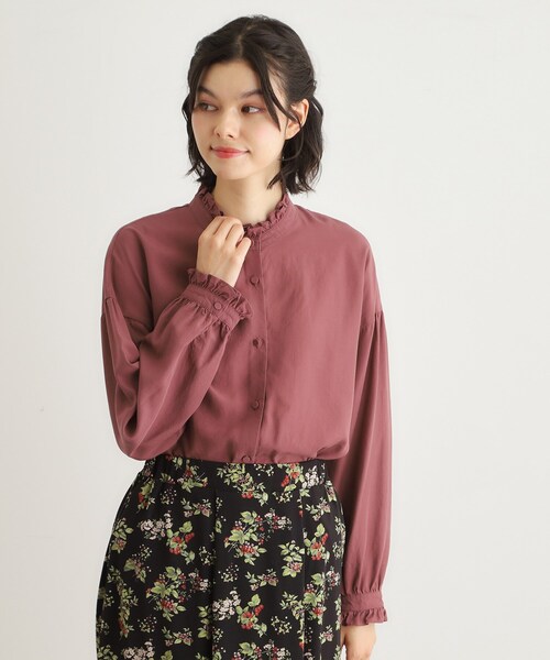 LAURA ASHLEY(ローラアシュレイ)の「【洗える/羽織に使える】セルロース フリルブラウス(シャツ/ブラウス・レディース・ベージュ/レッド・38)」の7枚目の写真