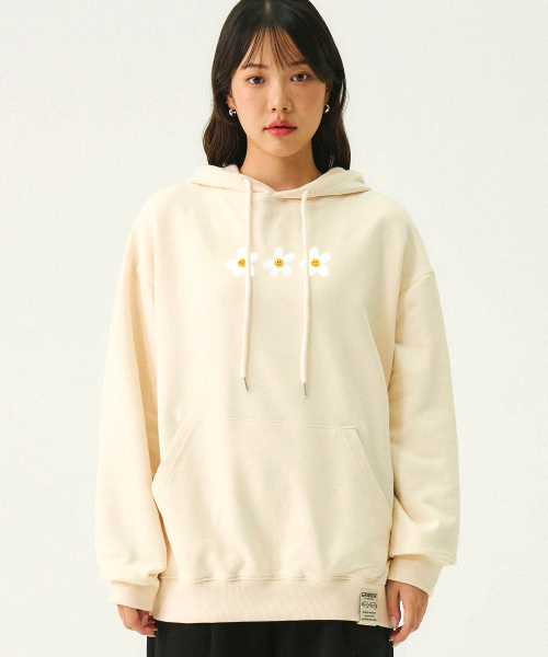 GRAVER（グレーバー）の「[ユニセックス]3ペインティングフラワースマイルフードパーカー_クリーム（パーカー・レディース・アイボリー・X-LARGE/SMALL/MEDIUM/LARGE）」の2枚目の写真