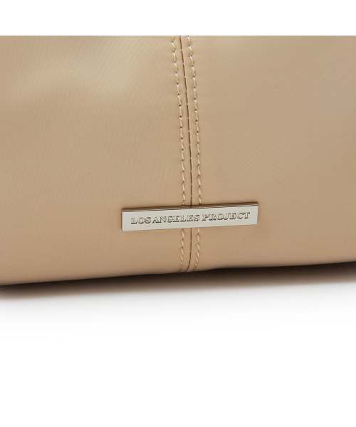 LAP(ラップ)の「TRAPEZIUM SHOULDER BAG AR7AB821(ショルダーバッグ・レディース・ブラック/ベージュ・FREE)」の4枚目の写真
