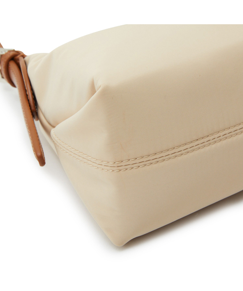 LAP(ラップ)の「TRAPEZIUM SHOULDER BAG AR7AB821(ショルダーバッグ・レディース・ブラック/ベージュ・FREE)」の3枚目の写真