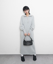 Chillfar（チルファー）の「ハーフジップスウェットワンピース（ワンピース）」