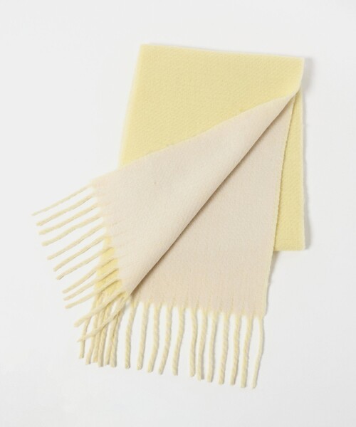 BEAUTY&YOUTH UNITED ARROWS（ビューティーアンドユースユナイテッドアローズ）の「リバーシブル ソフト マフラー（マフラー・レディース・オフホワイト/ネイビー/イエロー・FREE）」の11枚目の写真