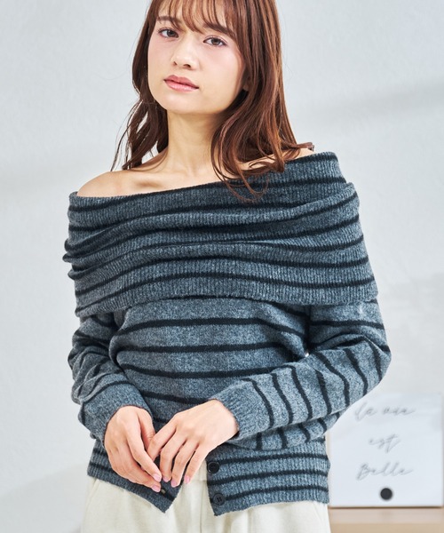 MISCH MASCH(ミッシュマッシュ)の「ZOZO限定 ボーダー配色オフショルニット(ニット/セーター・レディース・グレー/ブラウン・フリ-)」の4枚目の写真