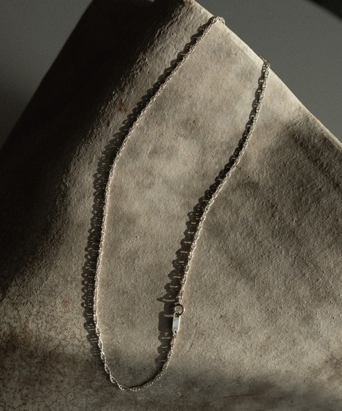 WYM LIDNM（ウィム バイ リドム）の「Silver 925 CROSS-LINK CHAIN NECKLACE（ネックレス・メンズ・シルバー・FREE）」の2枚目の写真