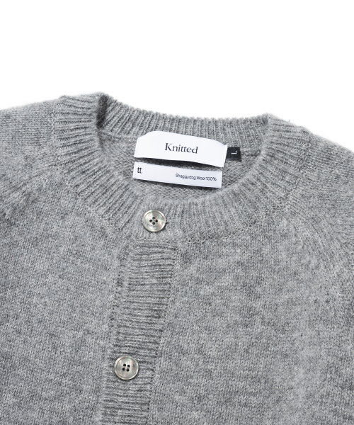 KNITTED(ニッティド)の「シェギドック ウール100% ラウンドカーディガン グレー(カーディガン/ボレロ・レディース・その他・LARGE/MEDIUM/X-LARGE)」の8枚目の写真
