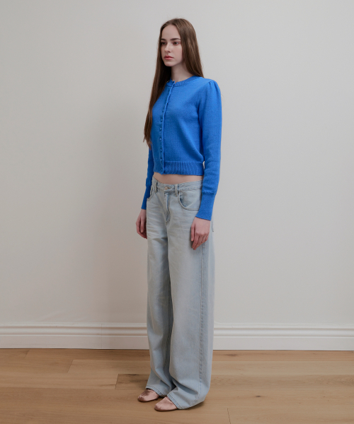 AOPT（アオプト）の「COVERED BUTTON PUFF CARDIGAN - BLUE（カーディガン/ボレロ・レディース・その他・SMALL/MEDIUM）」の3枚目の写真