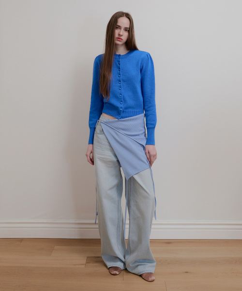 AOPT（アオプト）の「COVERED BUTTON PUFF CARDIGAN - BLUE（カーディガン/ボレロ・レディース・その他・SMALL/MEDIUM）」の5枚目の写真