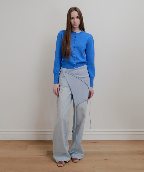 AOPT（アオプト）の「COVERED BUTTON PUFF CARDIGAN - BLUE（カーディガン/ボレロ・レディース・その他・SMALL/MEDIUM）」の6枚目の写真
