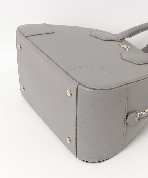 Vivienne Westwood MAN（ヴィヴィアンウエストウッドマン）の「EXECUTIVE LEATHER YASMIN BAG（Tシャツ/カットソー・メンズ・ブラック・FREE）」の3枚目の写真