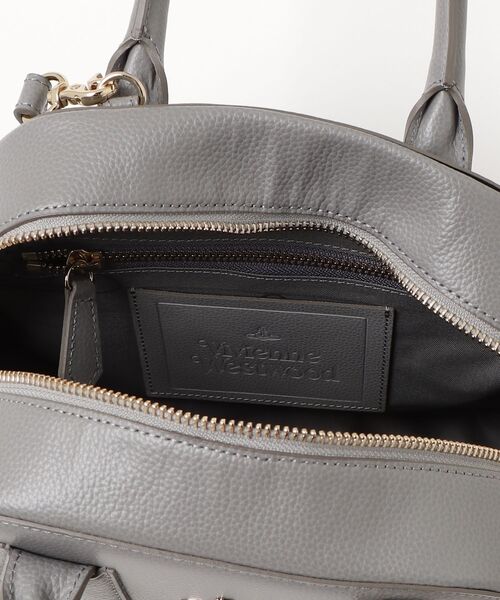 Vivienne Westwood MAN（ヴィヴィアンウエストウッドマン）の「EXECUTIVE LEATHER YASMIN BAG（Tシャツ/カットソー・メンズ・ブラック・FREE）」の4枚目の写真