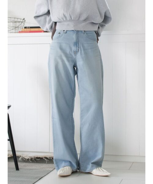 Ungrid（アングリッド）の「ライトオンスストレートデニム（デニムパンツ・レディース・ライトブルー・25inch/24inch/26inch）」の2枚目の写真