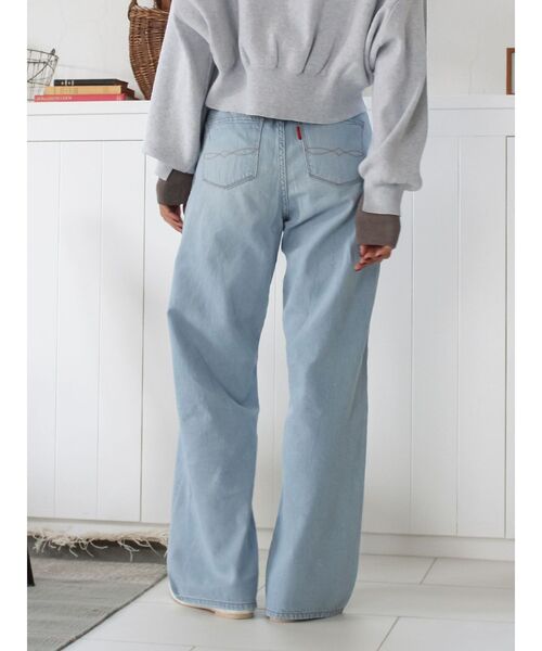 Ungrid（アングリッド）の「ライトオンスストレートデニム（デニムパンツ・レディース・ライトブルー・25inch/24inch/26inch）」の4枚目の写真