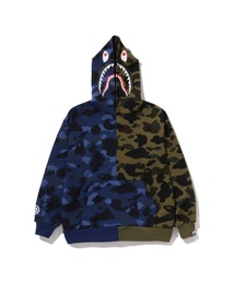 A BATHING APE | SPLIT CAMO SHARK RELAXED FIT PULLOVER HOODIE(パーカー)