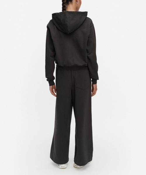 marimekko(マリメッコ)の「【kioski】Joggi Unikko / hoodie(パーカー・レディース・ブラック・SMALL/MEDIUM)」の3枚目の写真