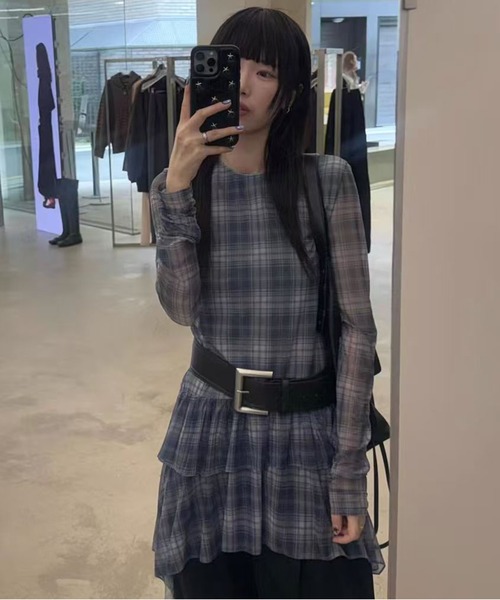 AsheKsha（アシクシャ）の「タイトル：不規則チェック柄メッシュトップス（シャツ/ブラウス・レディース・パープル・M）」の6枚目の写真