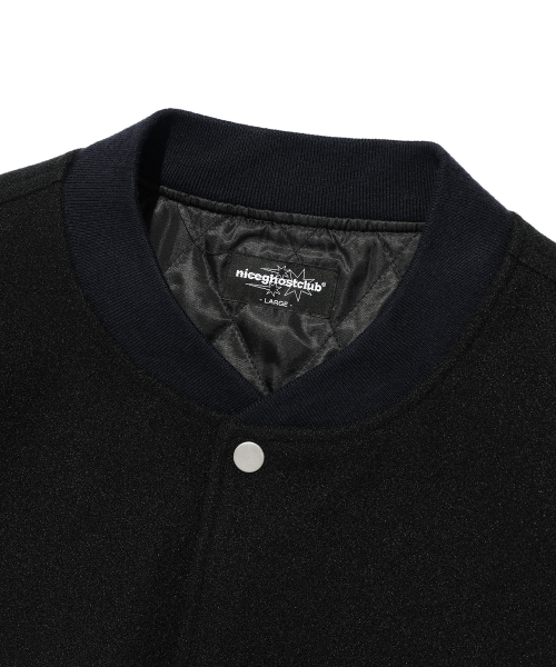 NICE GHOST CLUB(ナイスゴーストクラブ)の「EMBOSSED LOGO WOOL LEATHER VARSITY JACKET_BLACK(NG2EFUB930A)(スタジャン・レディース・ブラック・S/M/L)」の3枚目の写真