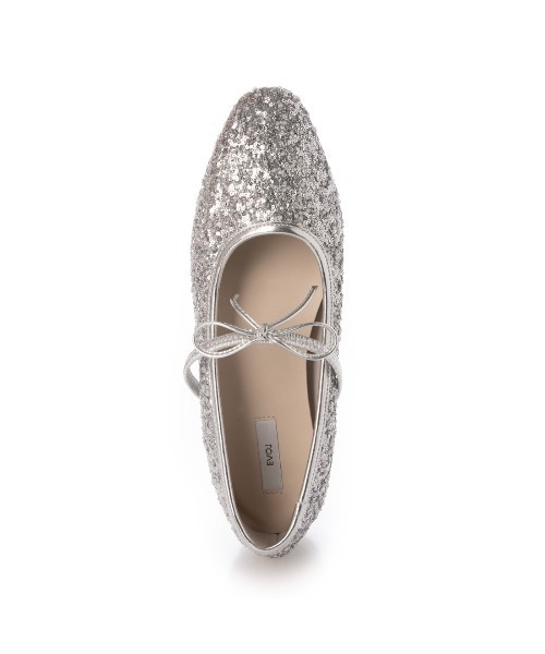 EVOL（イーボル）の「【ふかふか・クッション入り】ラウンドリボンメリージェーンフラットパンプス CA23863（バレエシューズ・レディース・ブラック/ブラック系その他/シルバー・22.0cm/22.5cm/23.0cm/23.5cm/24.0cm/24.5cm/25.0cm）」の19枚目の写真