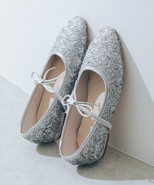 EVOL（イーボル）の「【ふかふか・クッション入り】ラウンドリボンメリージェーンフラットパンプス CA23863（バレエシューズ・レディース・ブラック/ブラック系その他/シルバー・22.0cm/22.5cm/23.0cm/23.5cm/24.0cm/24.5cm/25.0cm）」の22枚目の写真