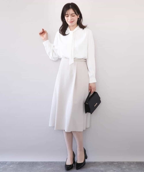 OFUON le MK（オフオンルエムケー）の「[セットアップ対応]ライトラブルクロス ウエストタックスカート/洗える/WEB限定サイズあり（スカート・レディース・ベージュ/ブラック・40/38/36）」の22枚目の写真