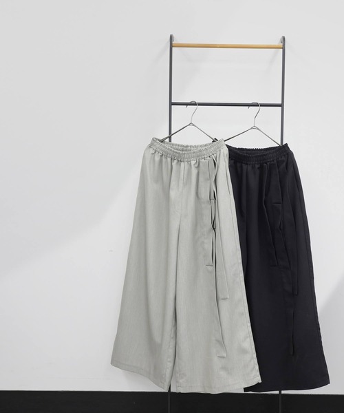 antiqua（アンティカ）の「アシンメトリー ワイドパンツ（その他パンツ・レディース・グレー系その他/ブラック・ONESIZE）」の11枚目の写真