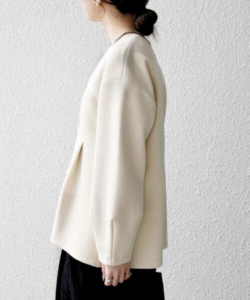 SHIPS any:〈手洗い可能〉ダンボール ペプラム Vネック ジャケット