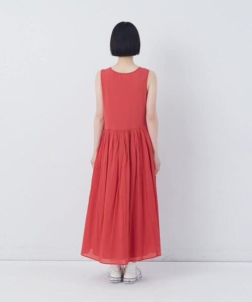 conges payes ADIEU TRISTESSE（コンジェ ペイエ アデュートリステス）の「2重布帛ノースリーブワンピース（ワンピース・レディース・ブラック/ブルー/レッド/グリーン・FREE）」の12枚目の写真