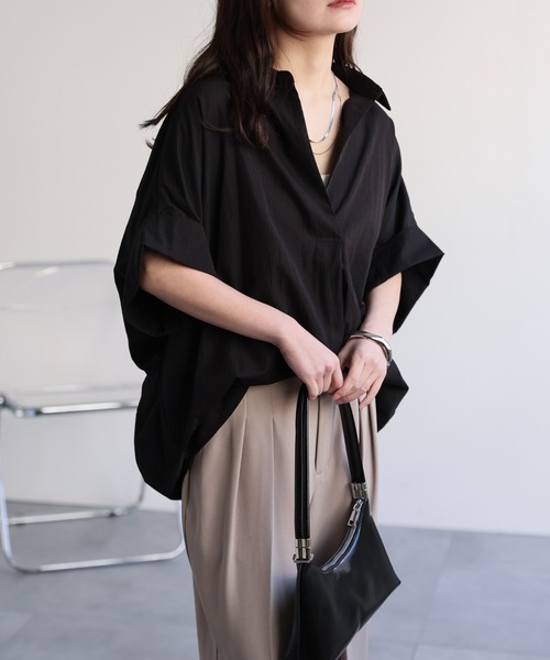 ap retro(アプレトロ)の「スキッパーオーバーサイズシャツ / ゆったりシルエット 大人きれいめ(シャツ/ブラウス・レディース・オフホワイト/ブルー/ブラック/グレイッシュベージュ・FREE)」の7枚目の写真