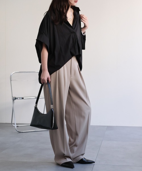 ap retro(アプレトロ)の「スキッパーオーバーサイズシャツ / ゆったりシルエット 大人きれいめ(シャツ/ブラウス・レディース・オフホワイト/ブルー/ブラック/グレイッシュベージュ・FREE)」の15枚目の写真