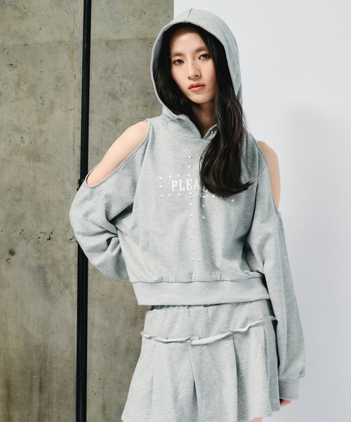 3.3 Field Trip （3.3フィールドトリップ）の「3.3 Field Trip／肩あきクロスフードプルオーバー（スウェット・レディース・グレー/ネイビー/ブラック・FREE）」の8枚目の写真