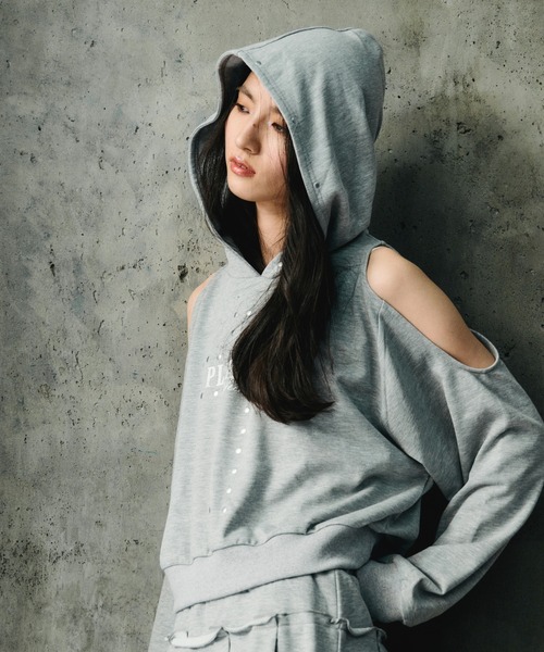 3.3 Field Trip （3.3フィールドトリップ）の「3.3 Field Trip／肩あきクロスフードプルオーバー（スウェット・レディース・グレー/ネイビー/ブラック・FREE）」の10枚目の写真