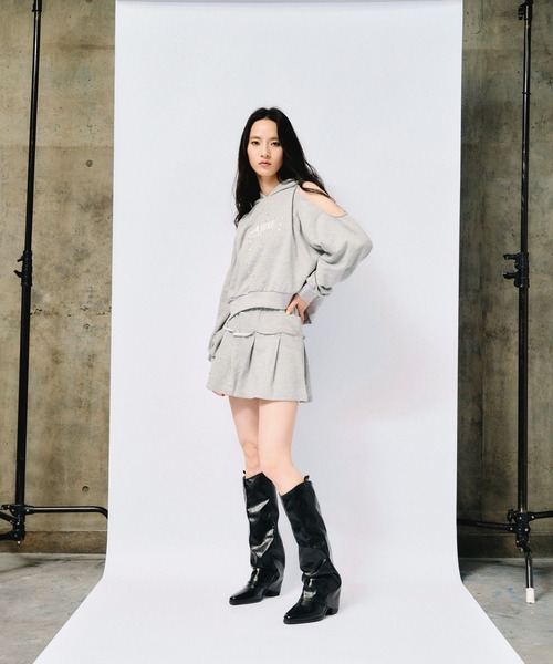 3.3 Field Trip （3.3フィールドトリップ）の「3.3 Field Trip／肩あきクロスフードプルオーバー（スウェット・レディース・グレー/ネイビー/ブラック・FREE）」の5枚目の写真