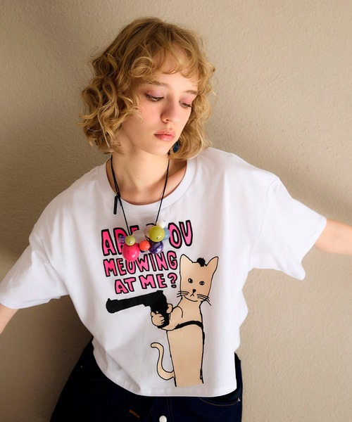 Cepica（セピカ）の「【BLACK SCORE】TAXI CAT CROPPED T（Tシャツ/カットソー・レディース・ホワイト・FREE）」の2枚目の写真