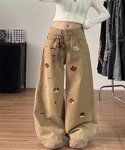 Dream garden(ドリームガーデン)の「刺繍モチーフワイドデニムパンツ(デニムパンツ・レディース・カーキ・XL/S/M/L)」の5枚目の写真