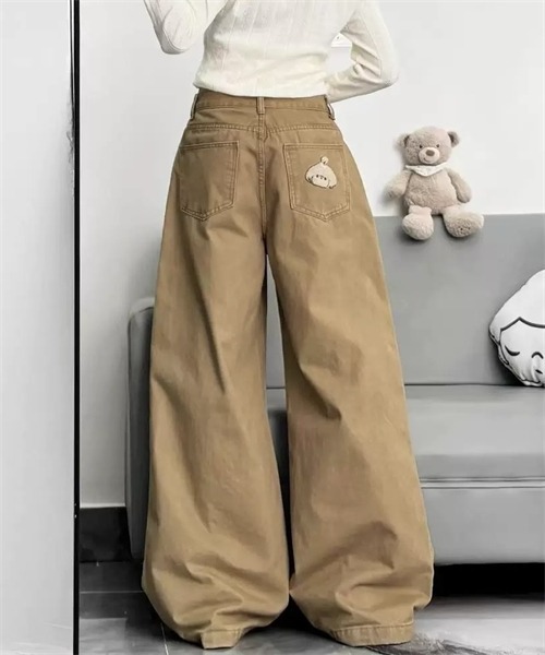 Dream garden(ドリームガーデン)の「刺繍モチーフワイドデニムパンツ(デニムパンツ・レディース・カーキ・XL/S/M/L)」の8枚目の写真