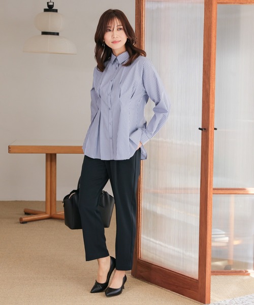 GLACIER lusso(グラシアルッソ)の「ウエストタックブラウス(シャツ/ブラウス・レディース・ブルー系/ネイビー系/ネイビー・LL/L/S/M)」の15枚目の写真