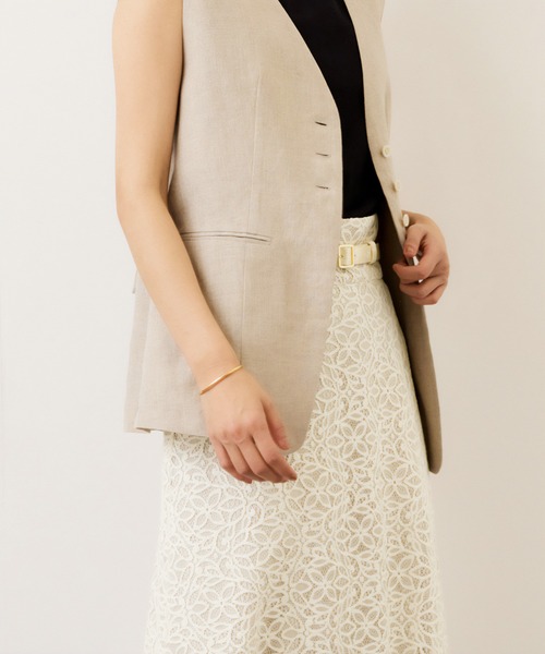 ROPE'（ロペ）の「ベルト付きセミフレアレーススカート/イージーケア（スカート・レディース・ブラック/オフホワイト・36/38）」の22枚目の写真