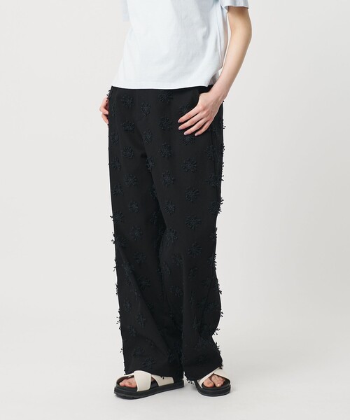 BEAUTY&YOUTH UNITED ARROWS（ビューティーアンドユースユナイテッドアローズ）の「コットン エンブロイダリー パンツ（その他パンツ・レディース・ホワイト/ブラック・S/M/XS）」の12枚目の写真